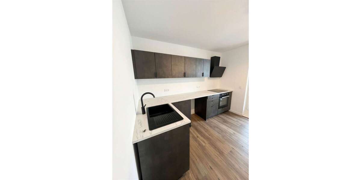 Etagenwohnung Braunschweig - 3 Zimmer, 98 m&sup2;, 1.220&euro; | Angebot:25998441