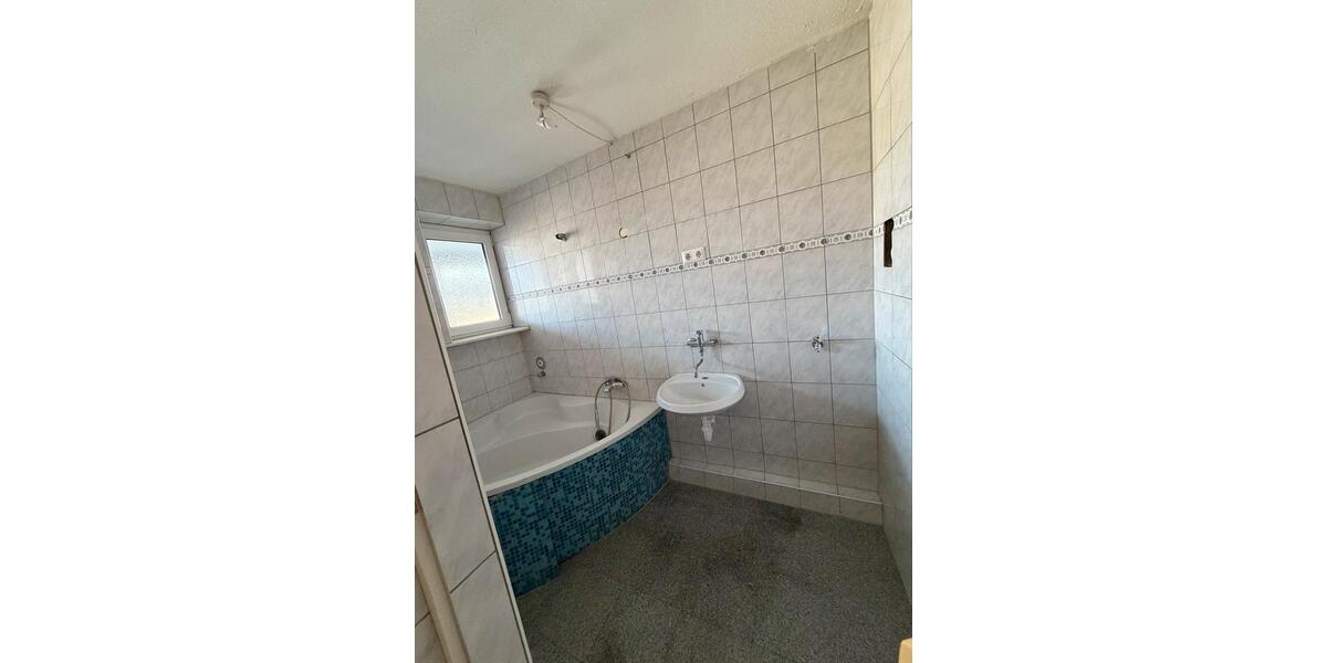 Etagenwohnung Radolfzell am Bodensee - 2 Zimmer, 57 m&sup2;, 1.000&euro; | Angebot:25967872