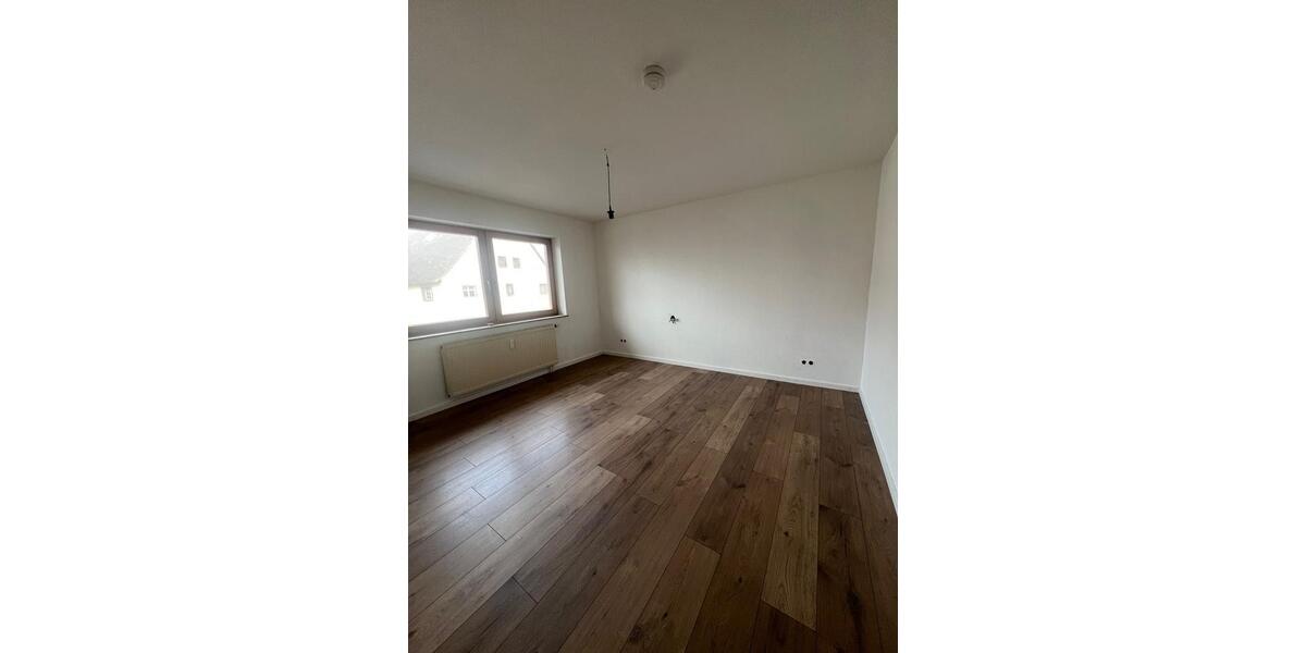Etagenwohnung Tettnang - 3 Zimmer, 76 m&sup2;, 1.500&euro; | Angebot:24550407