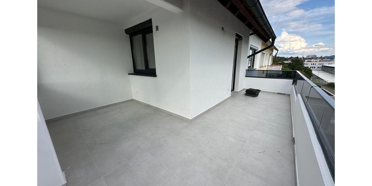 Etagenwohnung Göppingen Bruckwasen - 3 Zimmer, 92 m&sup2;, 1.200&euro; | Angebot:24650563