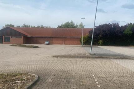 Lager Supermarkt Discounter Getränkemarkt Fitnessstudio zimmer