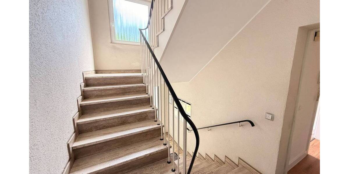 Etagenwohnung Köln Lindenthal - 2 Zimmer, 85 m&sup2;, 1.530&euro; | Angebot:26731055