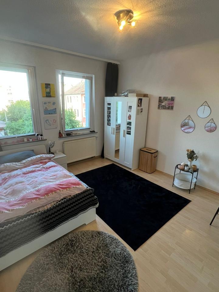 sonniges, möbliertes 16 qm-WG-Zimmer Nähe Hauptbahnhof