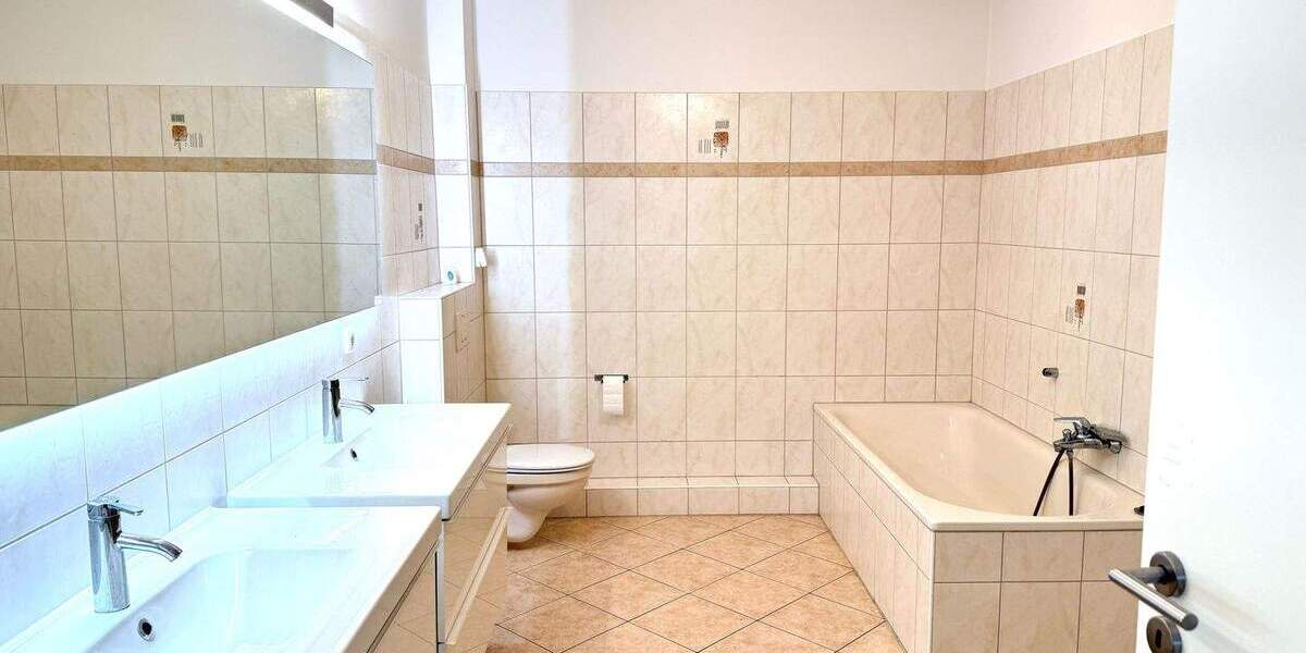 Etagenwohnung Bad Bramstedt - 3 Zimmer, 115 m&sup2;, 1.100&euro; | Angebot:24789093