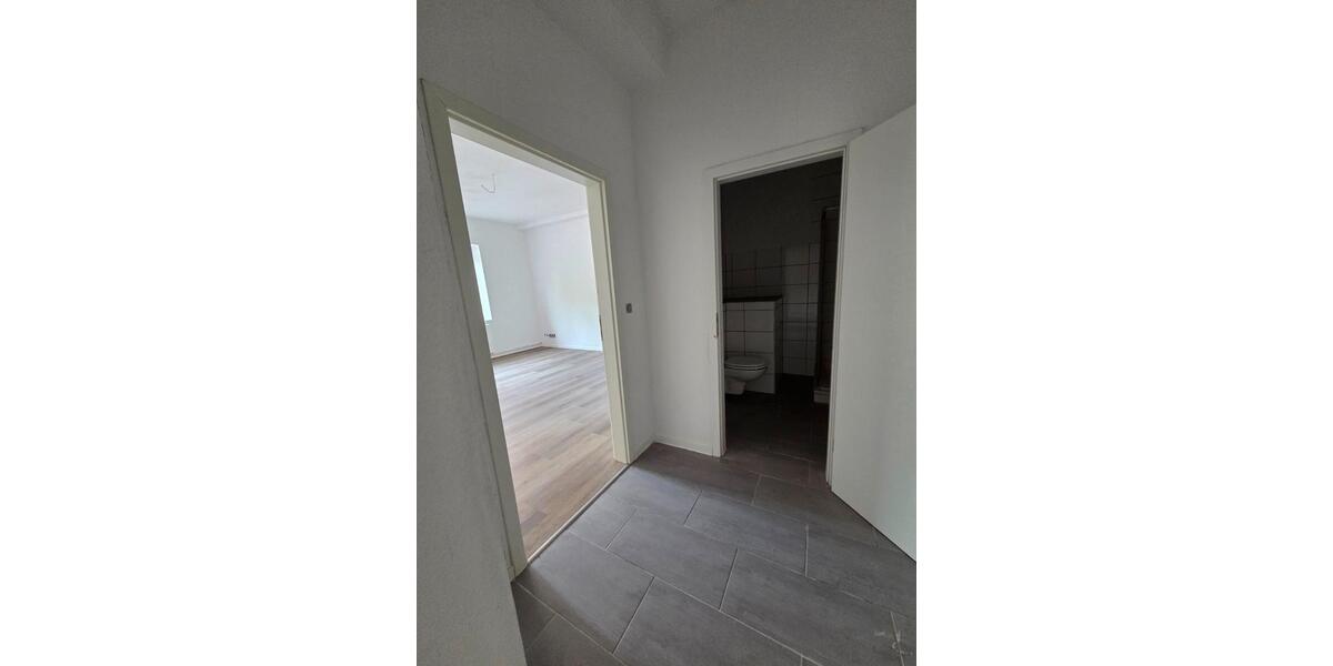Erdgeschoßwohnung Emden - 3 Zimmer, 71 m&sup2;, 710&euro; | Angebot:26634833