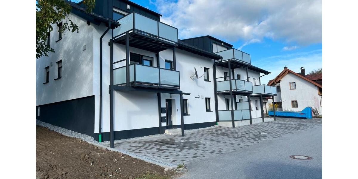 Dachgeschoßwohnung Ruderting - 2 Zimmer, 69 m&sup2;, 690&euro; | Angebot:26660082