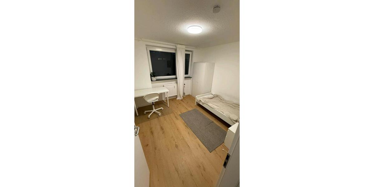 Wohnen auf Zeit Kaiserslautern Engelshof - 1 Zimmer, 11 m&sup2;, 500&euro; | Angebot:26695909