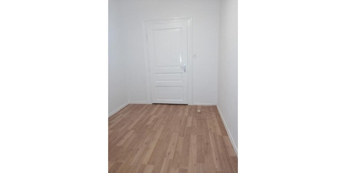 Dachgeschoßwohnung Höxter - 3 Zimmer, 72 m&sup2;, 470&euro; | Angebot:24489930