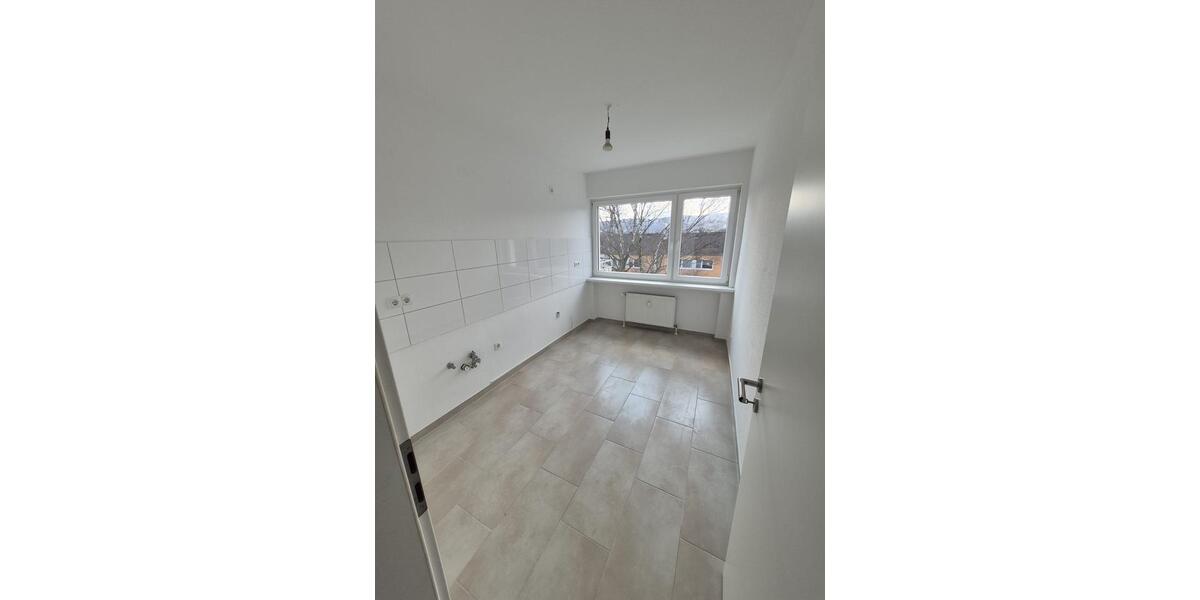 Etagenwohnung Bad Driburg - 3 Zimmer, 73 m&sup2;, 650&euro; | Angebot:25343087