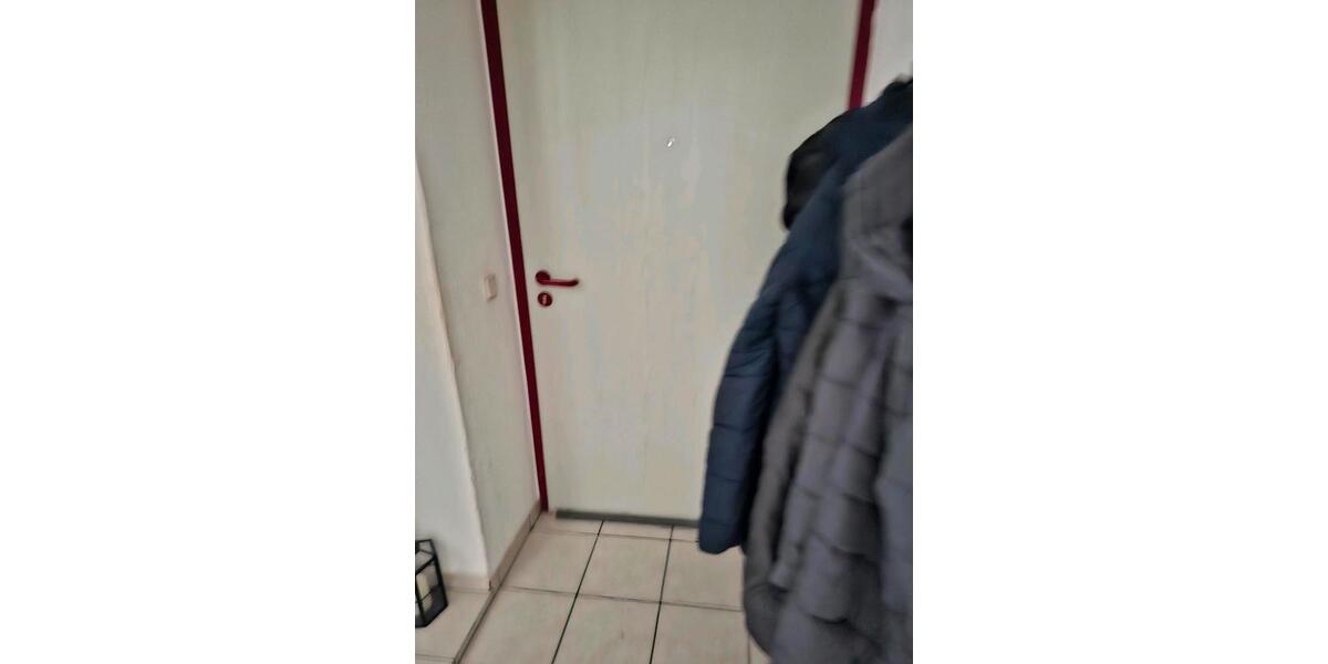 Etagenwohnung Püttlingen - 2 Zimmer, 75 m&sup2;, 668&euro; | Angebot:26285110