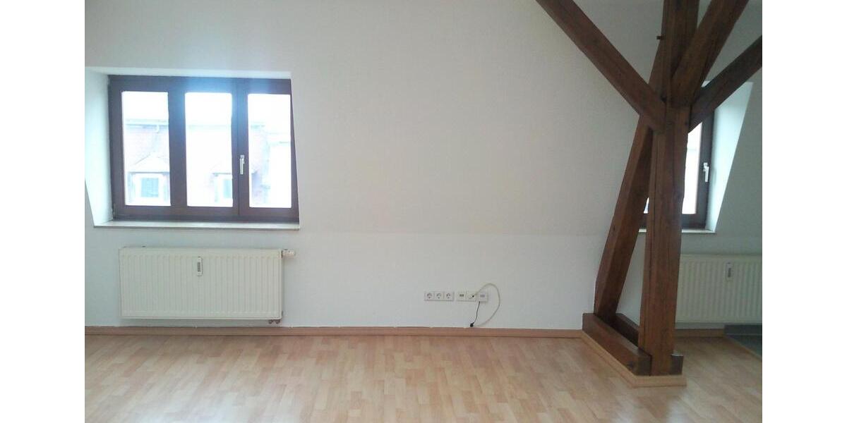 Etagenwohnung Bernburg (Saale) - 2 Zimmer, 63 m&sup2;, 400&euro; | Angebot:26697197