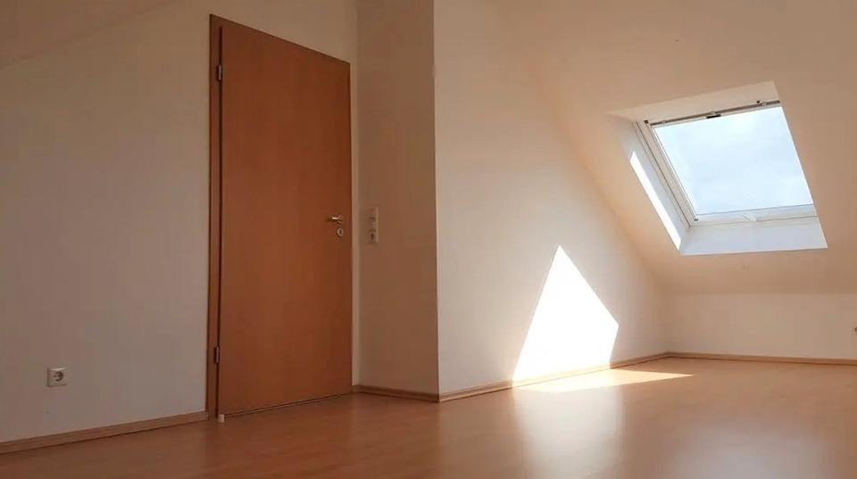 Maisonettenwohnung Sindelfingen Darmsheim - 5 Zimmer, 105 m&sup2;, 1.450&euro; | Angebot:26243386
