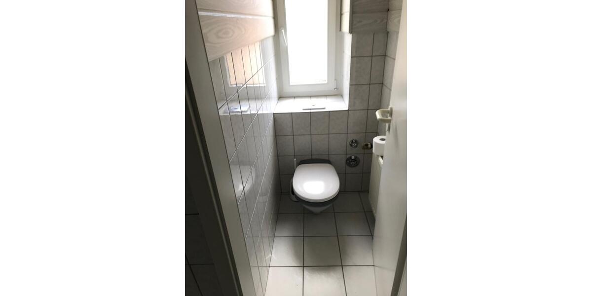 Werdau-West, Villa mit Stil, wenn es etwas ganz Besonderes sein soll, Doppelgarage 4 zimmer