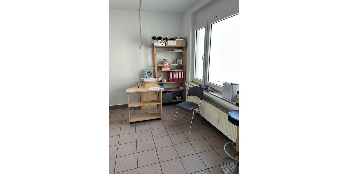Gewerbeobjekt Hennef (Sieg) - 1.600&euro; | Angebot:26678766