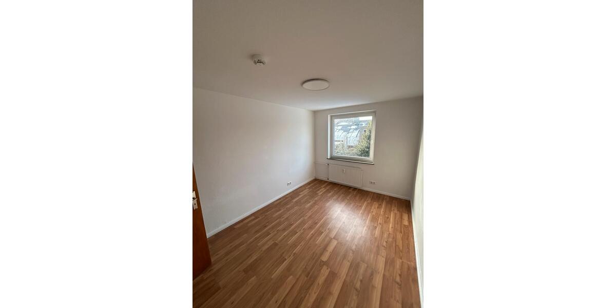 Etagenwohnung Oldenburg Bürgeresch - 3 Zimmer, 72 m&sup2;, 450&euro; | Angebot:24774031