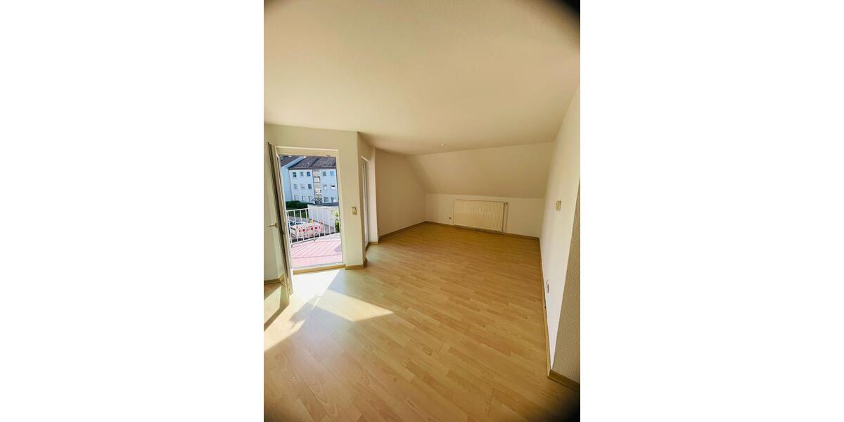 Dachgeschoßwohnung Celle Neustadt/Heese - 3 Zimmer, 77 m&sup2;, 850&euro; | Angebot:26470046