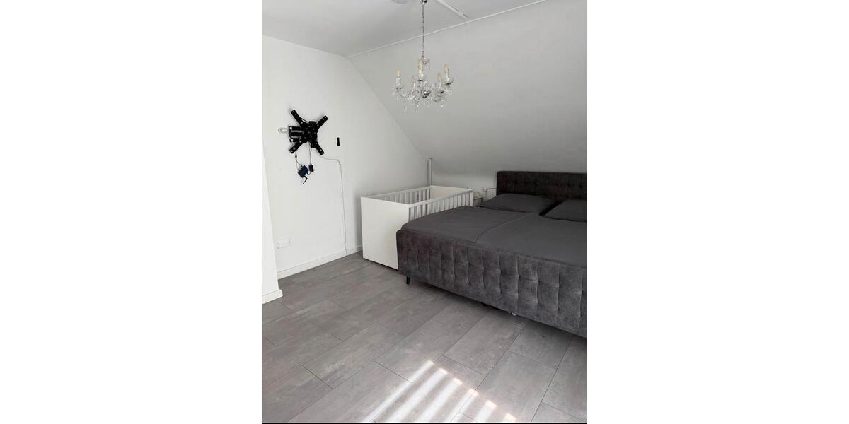 Dachgeschoßwohnung Breuberg - 4 Zimmer, 98 m&sup2;, 1.000&euro; | Angebot:26701062