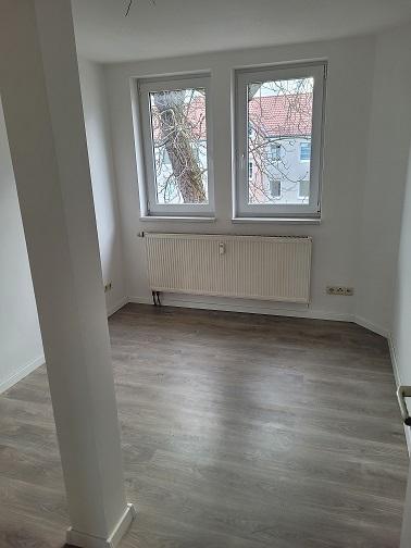 Etagenwohnung Eisenach - 3 Zimmer, 66 m&sup2;, 430&euro; | Angebot:26235280