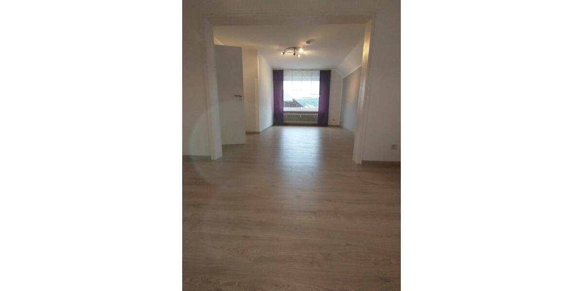 Dachgeschoßwohnung Bad Gandersheim - 4 Zimmer, 64 m&sup2;, 480&euro; | Angebot:24786626