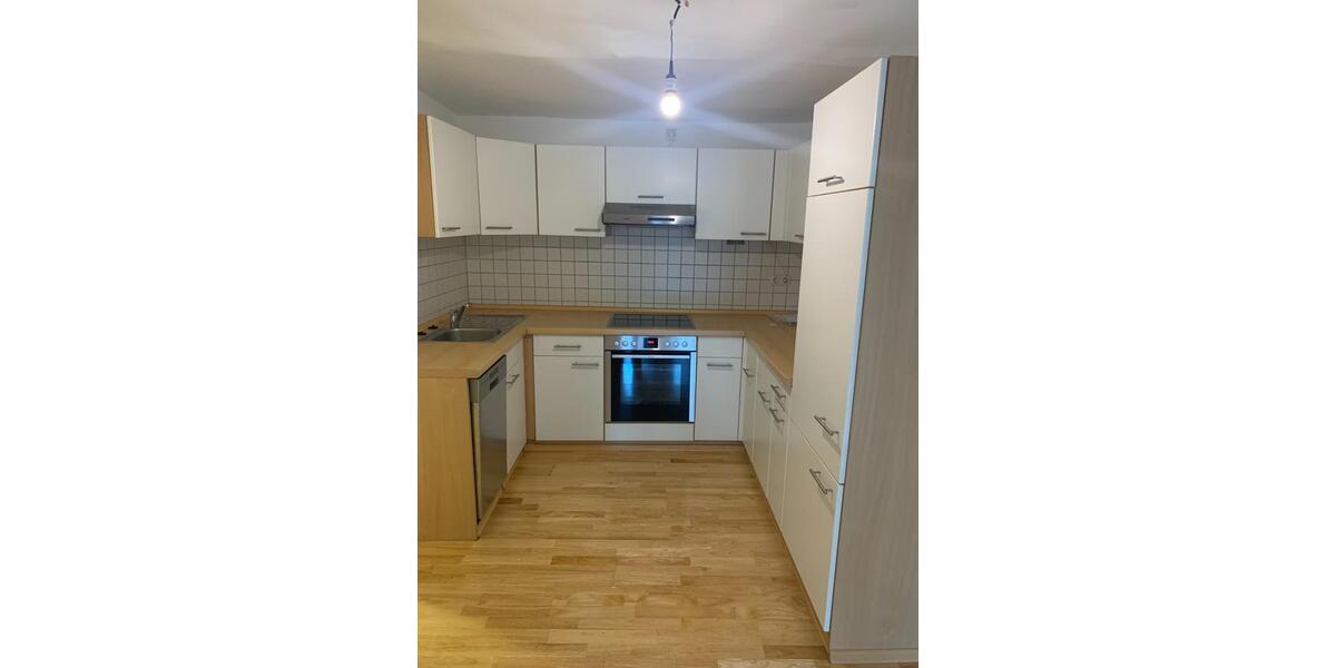 Etagenwohnung Bamberg Am Bruderwald - 3 Zimmer, 91 m&sup2;, 1.100&euro; | Angebot:25298451
