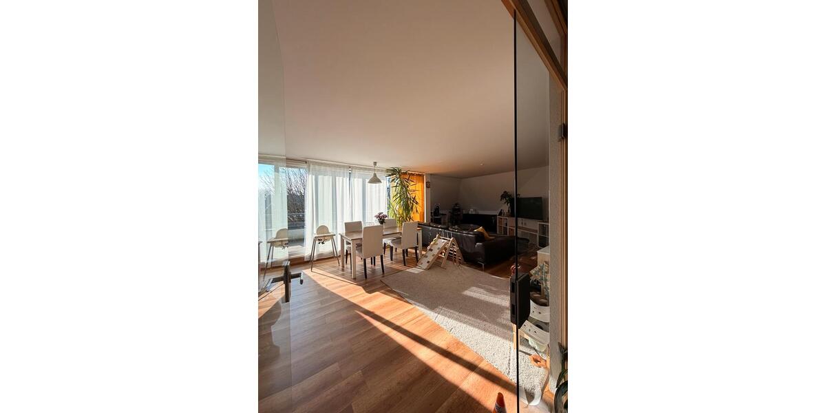 Dachgeschoßwohnung Gütersloh - 3 Zimmer, 104 m&sup2;, 950&euro; | Angebot:24849014