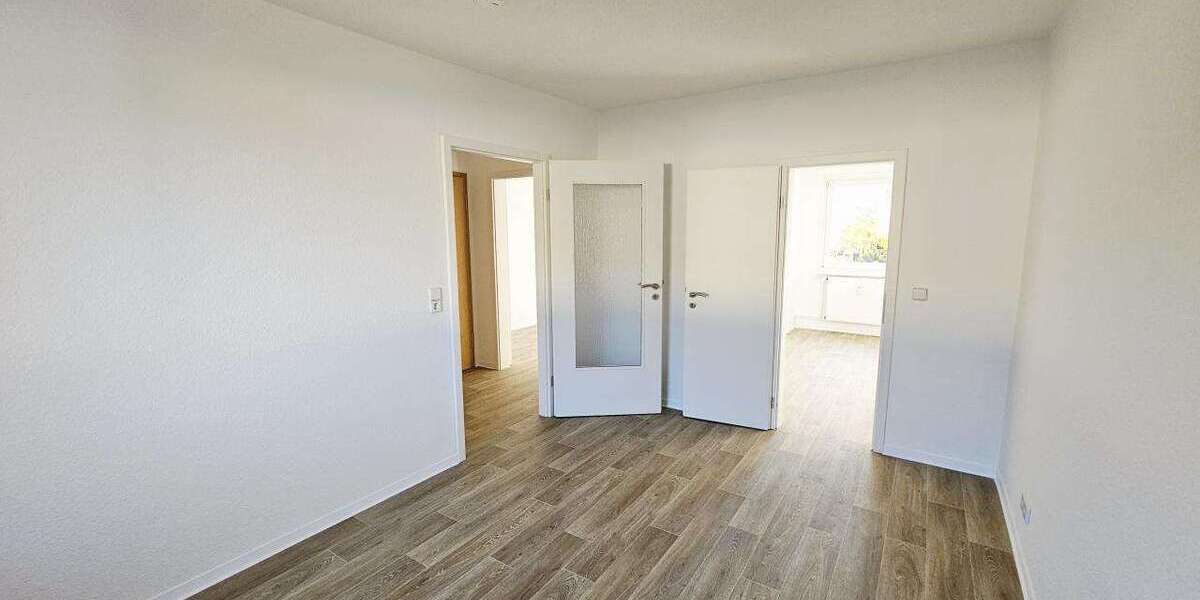 Wohnung zum Mieten in Magdeburg 277,20 € 36 m² 2 zimmer