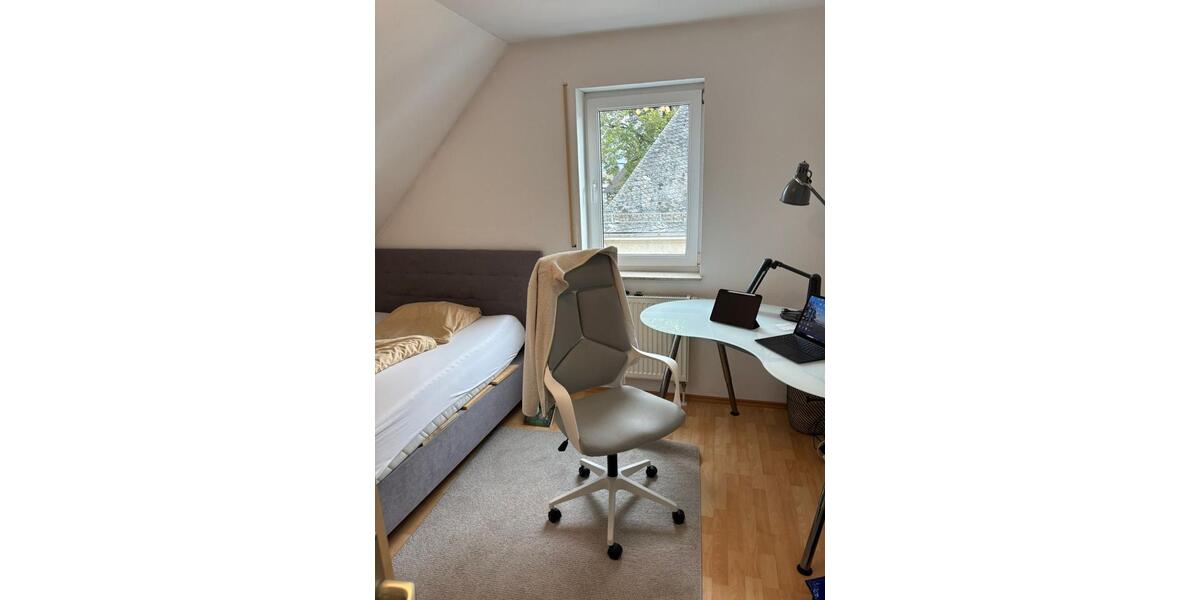 Möbliertes WG-Zimmer Nahe EBS - Unbefristet 1 zimmer