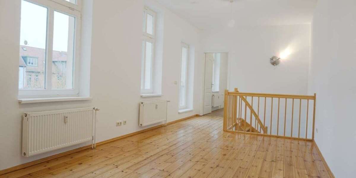 Etagenwohnung Greifswald - 4 Zimmer, 90 m&sup2;, 990&euro; | Angebot:25289192