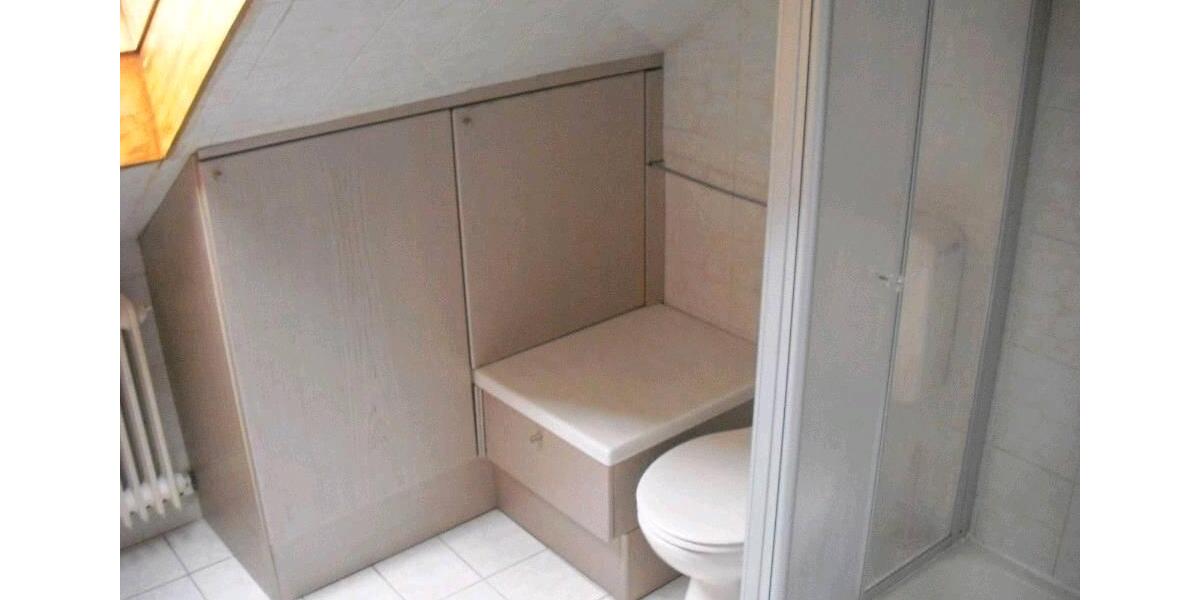 Dachgeschoßwohnung Eberdingen - 3.5 Zimmer, 64 m&sup2;, 640&euro; | Angebot:26374167