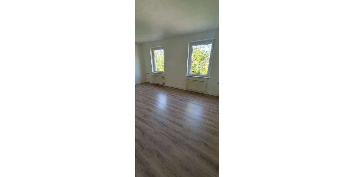 Etagenwohnung Bernburg - 2 Zimmer, 50 m&sup2;, 320&euro; | Angebot:24026545