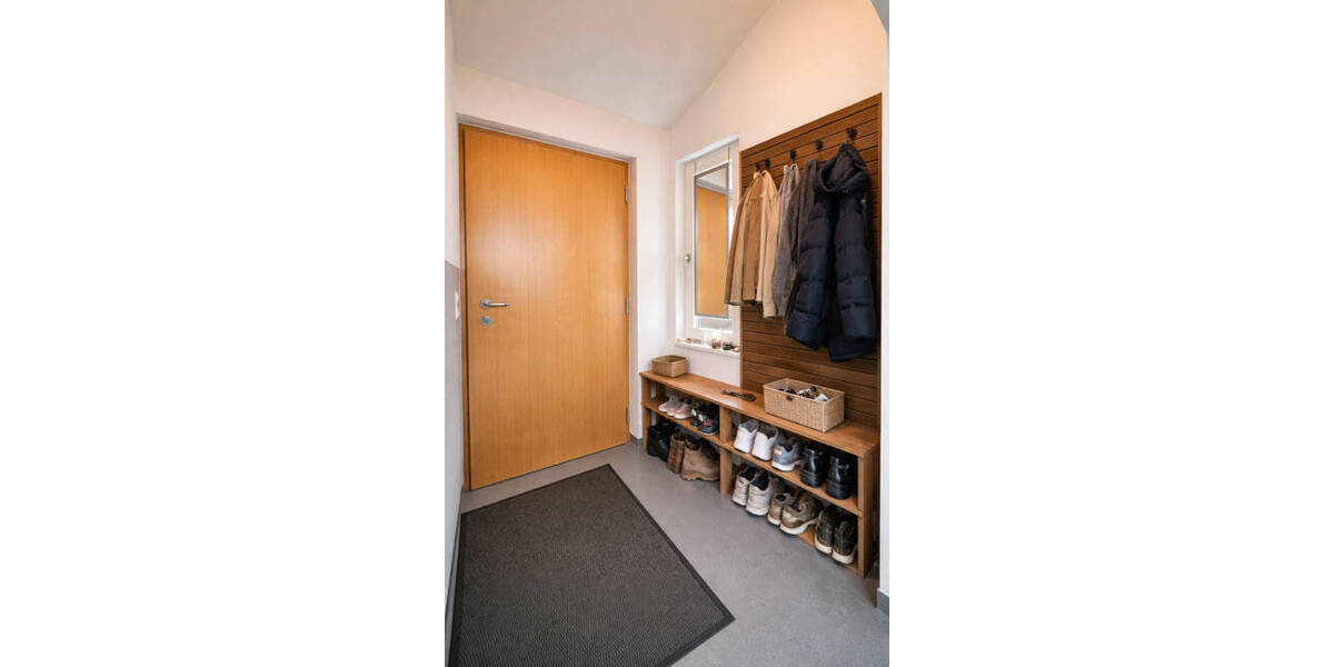 Etagenwohnung Oberhausen - 2 Zimmer, 60 m&sup2;, 700&euro; | Angebot:26189766