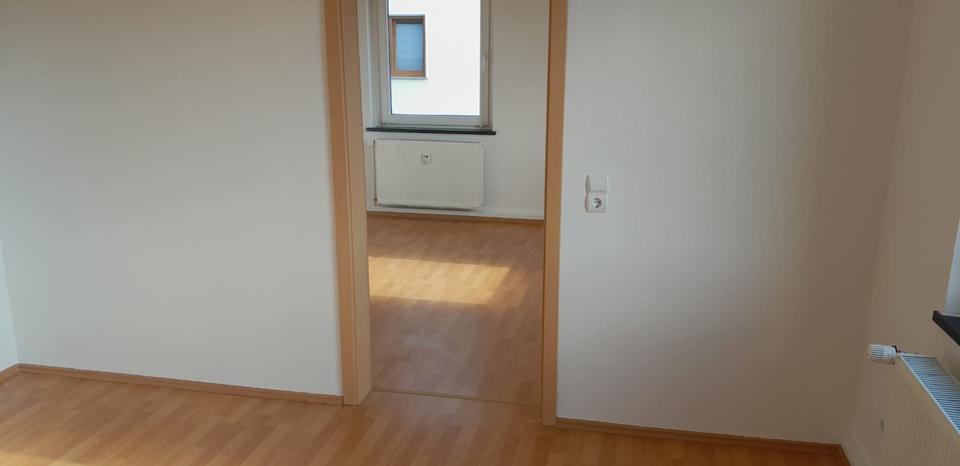 Etagenwohnung Geisa - 2 Zimmer, 85 m&sup2;, 690&euro; | Angebot:25048685