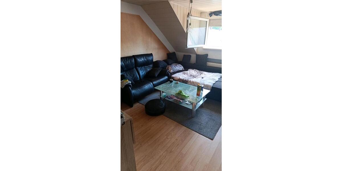 Etagenwohnung Schwandorf - 1 Zimmer, 25 m&sup2;, 360&euro; | Angebot:26546220