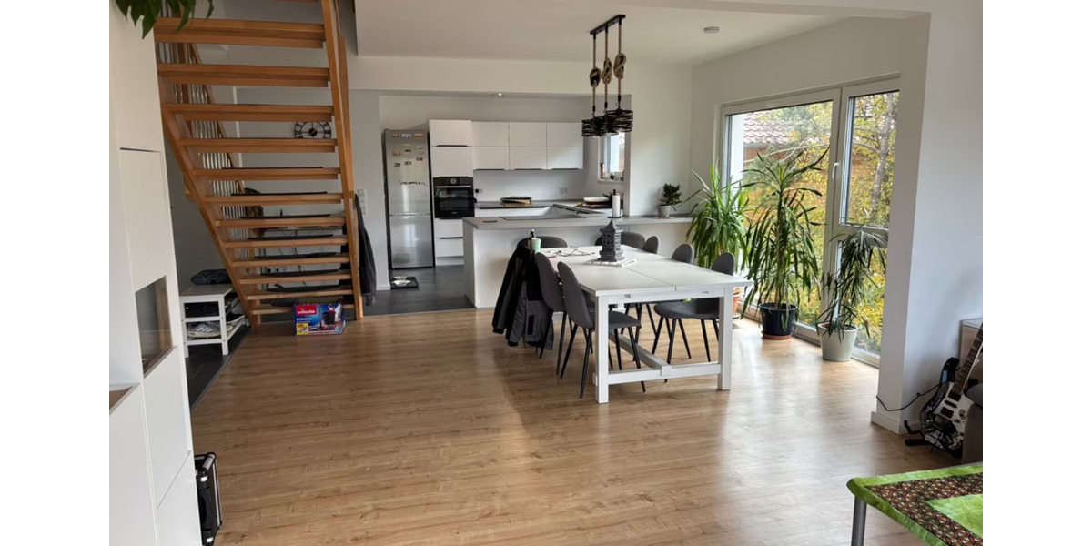 Wohnen auf Zeit Eigeltingen - 5 Zimmer, 162 m&sup2;, 500&euro; | Angebot:24983339