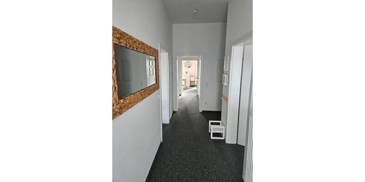 Erdgeschoßwohnung Hückelhoven - 3 Zimmer, 103 m&sup2;, 1.140&euro; | Angebot:25941043