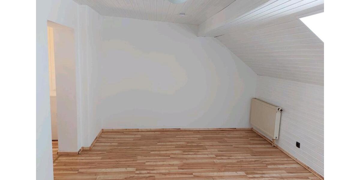 Dachgeschoßwohnung Stolberg (Rhld.) Gressenich - 2 Zimmer, 45 m&sup2;, 550&euro; | Angebot:25378611