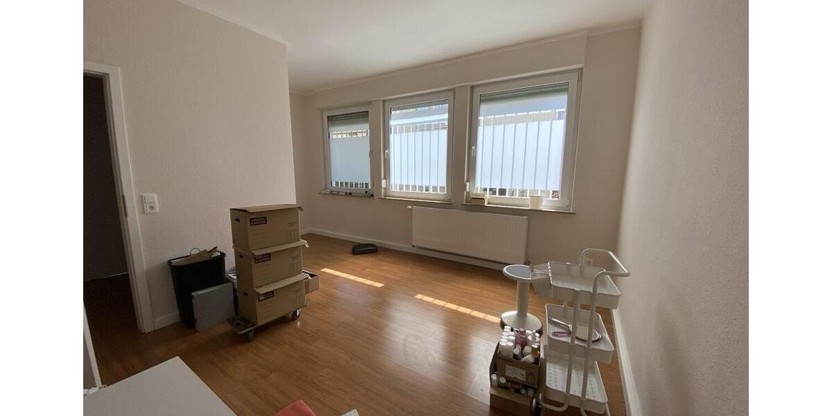 Erdgeschoßwohnung Weinstadt - 4 Zimmer, 115 m&sup2;, 1.850&euro; | Angebot:26398210