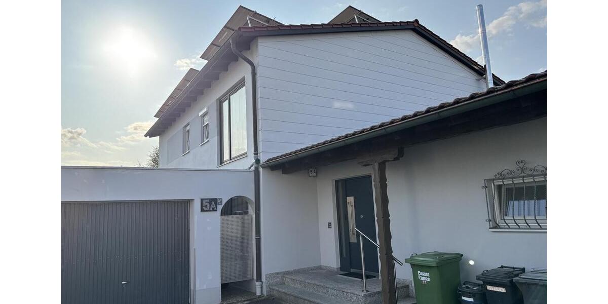 Etagenwohnung Schierling - 3 Zimmer, 88 m&sup2;, 800&euro; | Angebot:24816208