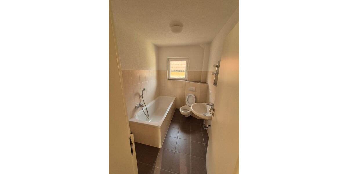 Etagenwohnung Bad Bocklet - 3 Zimmer, 79 m&sup2;, 720&euro; | Angebot:25637802