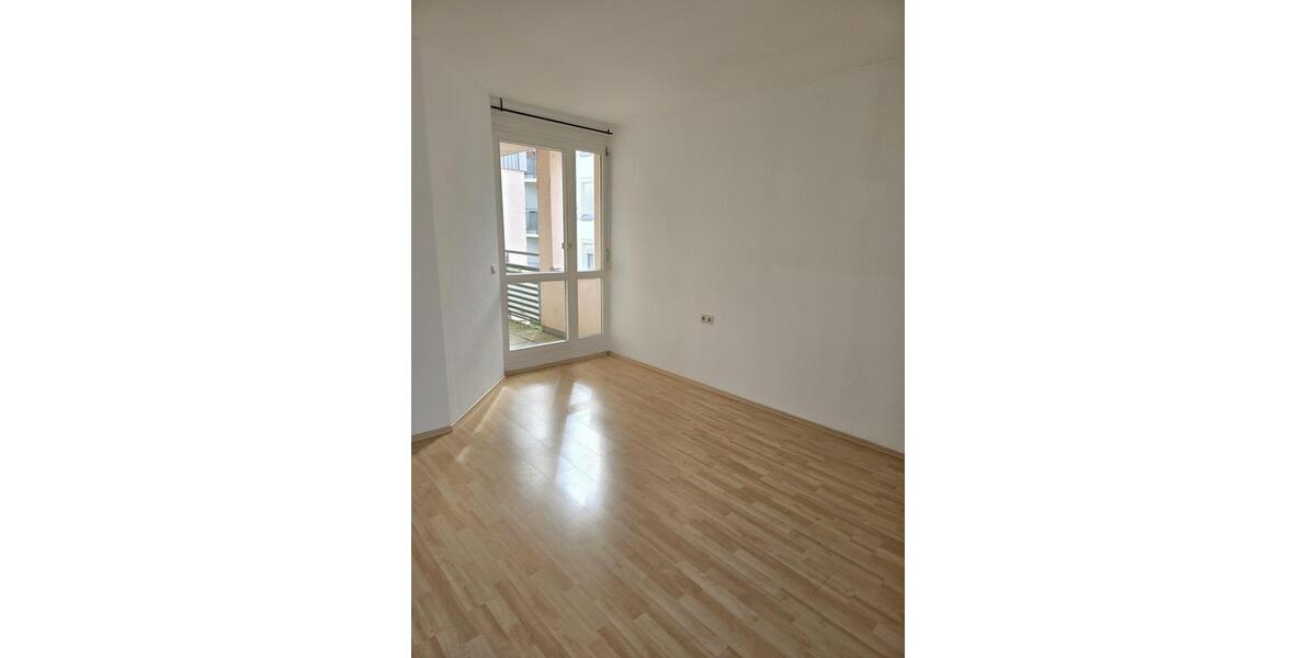 Etagenwohnung Künzelsau - 3 Zimmer, 68 m&sup2;, 755&euro; | Angebot:26630284