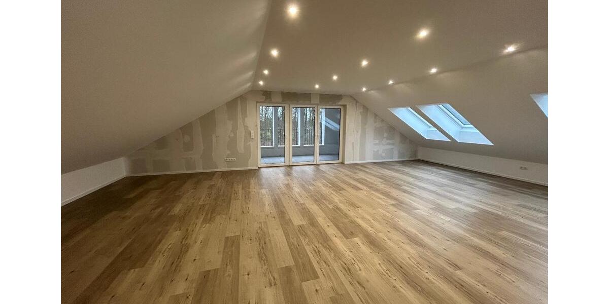 Dachgeschoßwohnung Rhede - 3 Zimmer, 108 m&sup2;, 1.249&euro; | Angebot:26677994