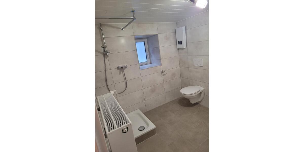 Erdgeschoßwohnung Hennweiler - 3 Zimmer, 102 m&sup2;, 670&euro; | Angebot:25952472