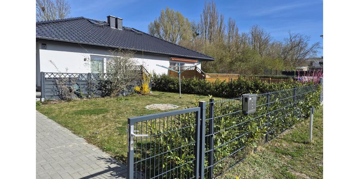 Doppelhaushälfte Neuruppin - 3 Zimmer, 90 m&sup2;, 1.300&euro; | Angebot:26243204