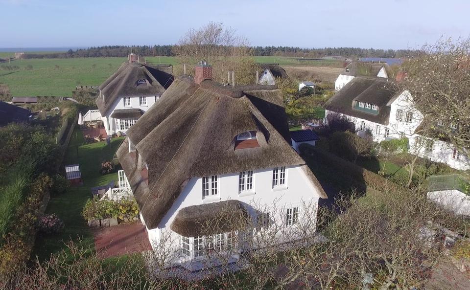 Wohnen auf Zeit Wyk Auf Föhr - 4 Zimmer, 150 m&sup2;, 210&euro; | Angebot:19037798