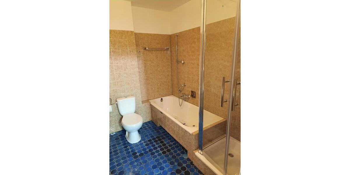 Erdgeschoßwohnung Offenbach am Main Bieber - 3 Zimmer, 94 m&sup2;, 1.000&euro; | Angebot:26039336