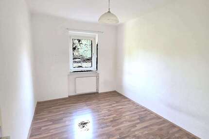 Wohnung Ludwigshafen Ludwigshafen-Rheingönheim - 2 Zimmer, 38 m&sup2;, 600&euro; | Angebot:26606650