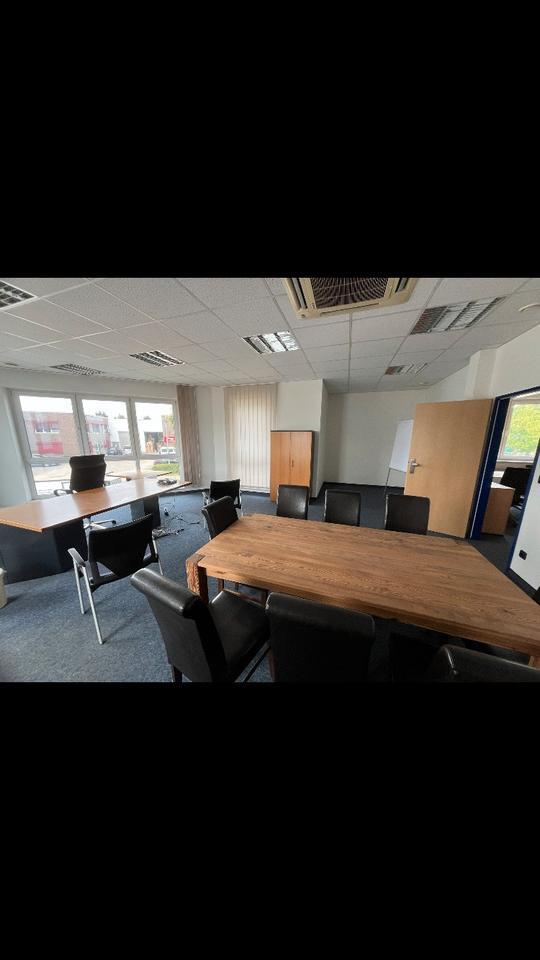 Möbilisiertes 470 qm Büro undoder 231 qm Büro zu vermieten