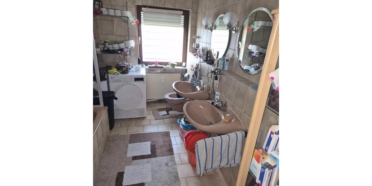 Erdgeschoßwohnung Villingen-Schwenningen Schwenningen - 4 Zimmer, 120 m&sup2;, 1.000&euro; | Angebot:26022104