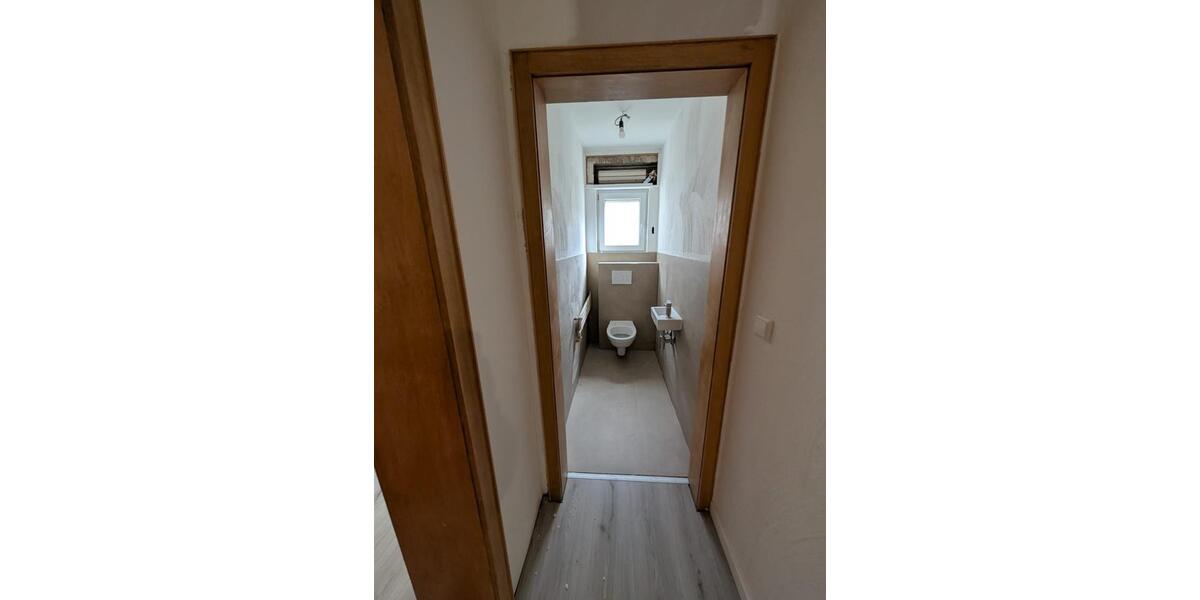 Etagenwohnung Eberbach - 3 Zimmer, 104 m&sup2;, 1.000&euro; | Angebot:25832268