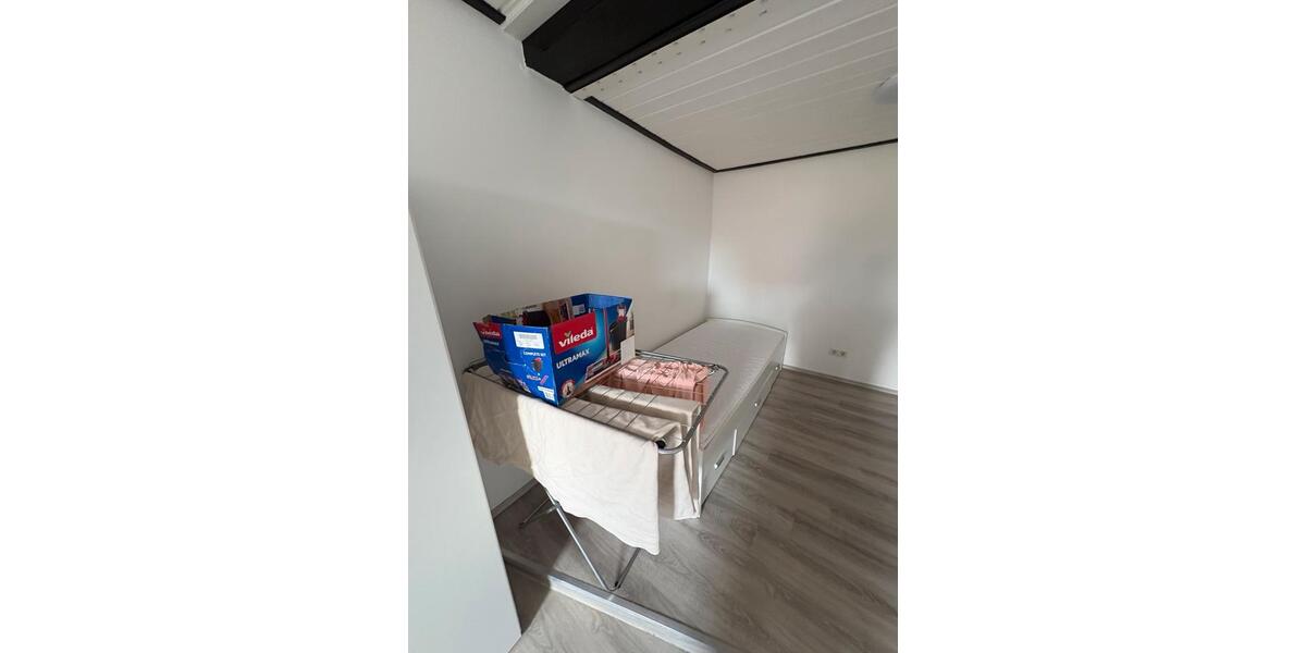 Etagenwohnung Oberderdingen - 2 Zimmer, 25 m&sup2;, 450&euro; | Angebot:26598335